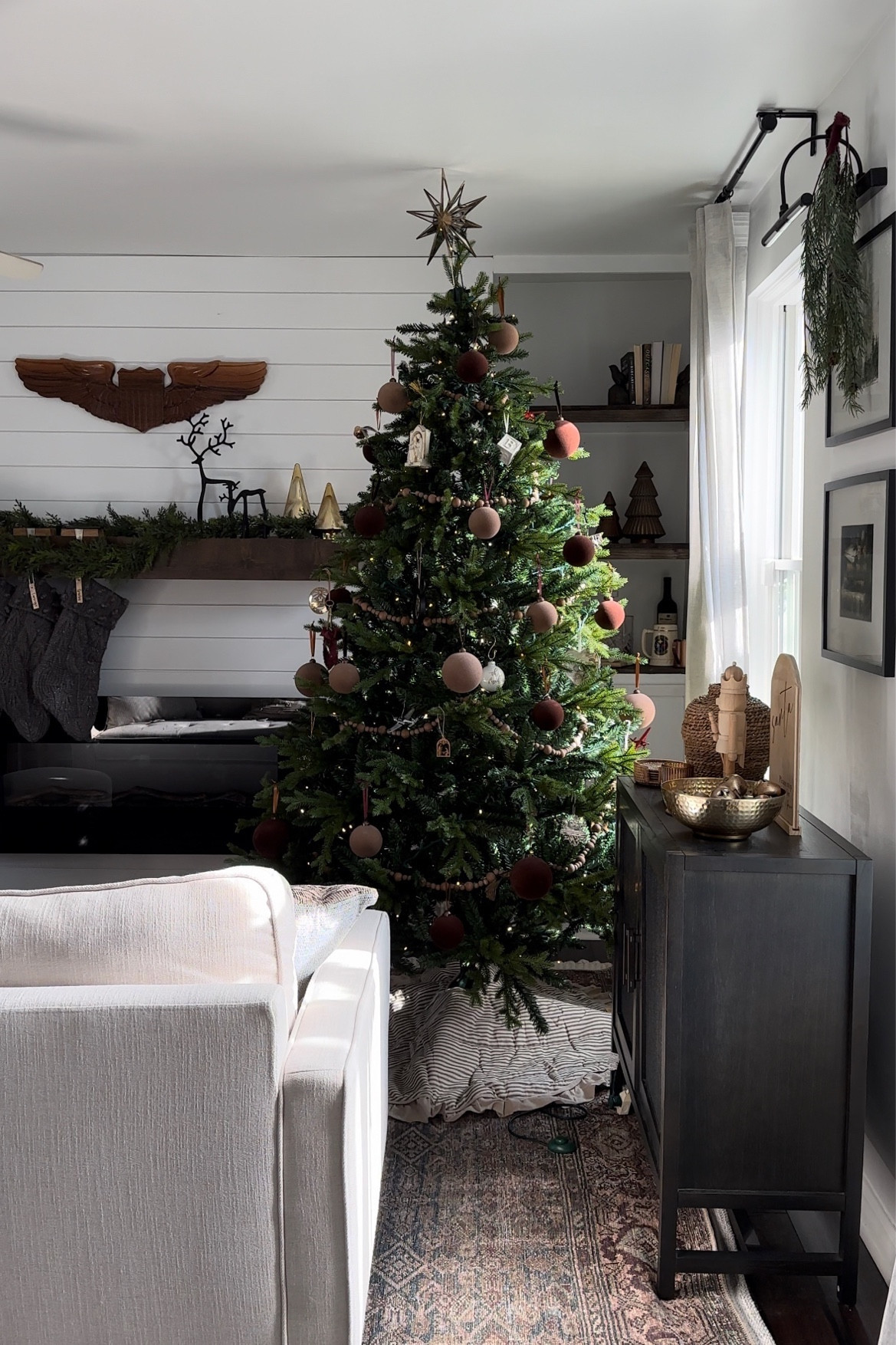 Christmas Tree Details 

#LTKHoliday #LTKSeasonal #LTKhome