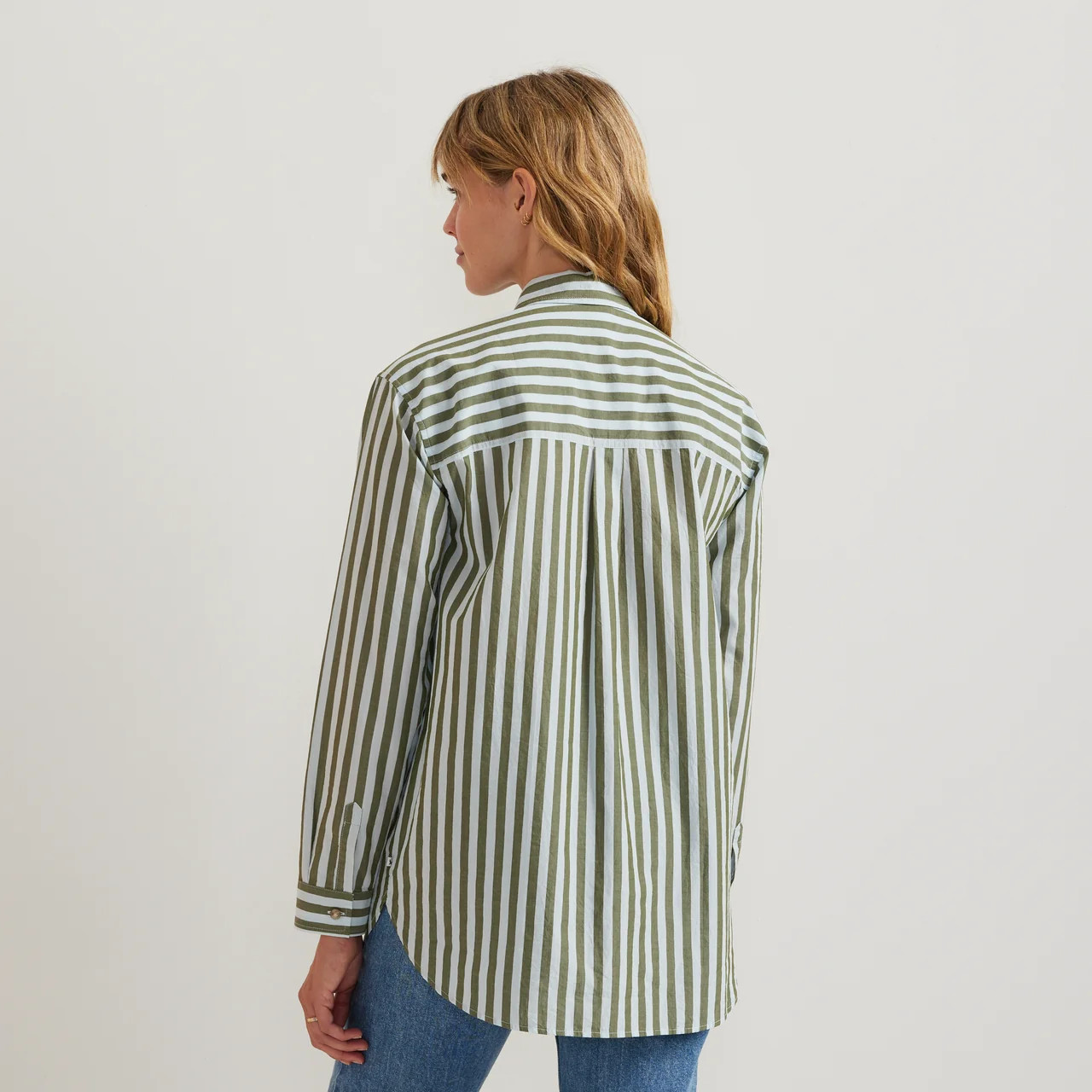 Eddie Bauer Women's Poplin LS Button Down Shirt | Eddie Bauer US & CA