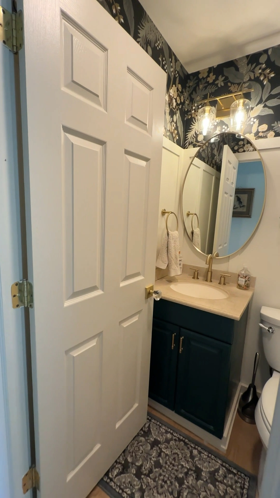 Powder Room Vibes 🦚 

#LTKHome