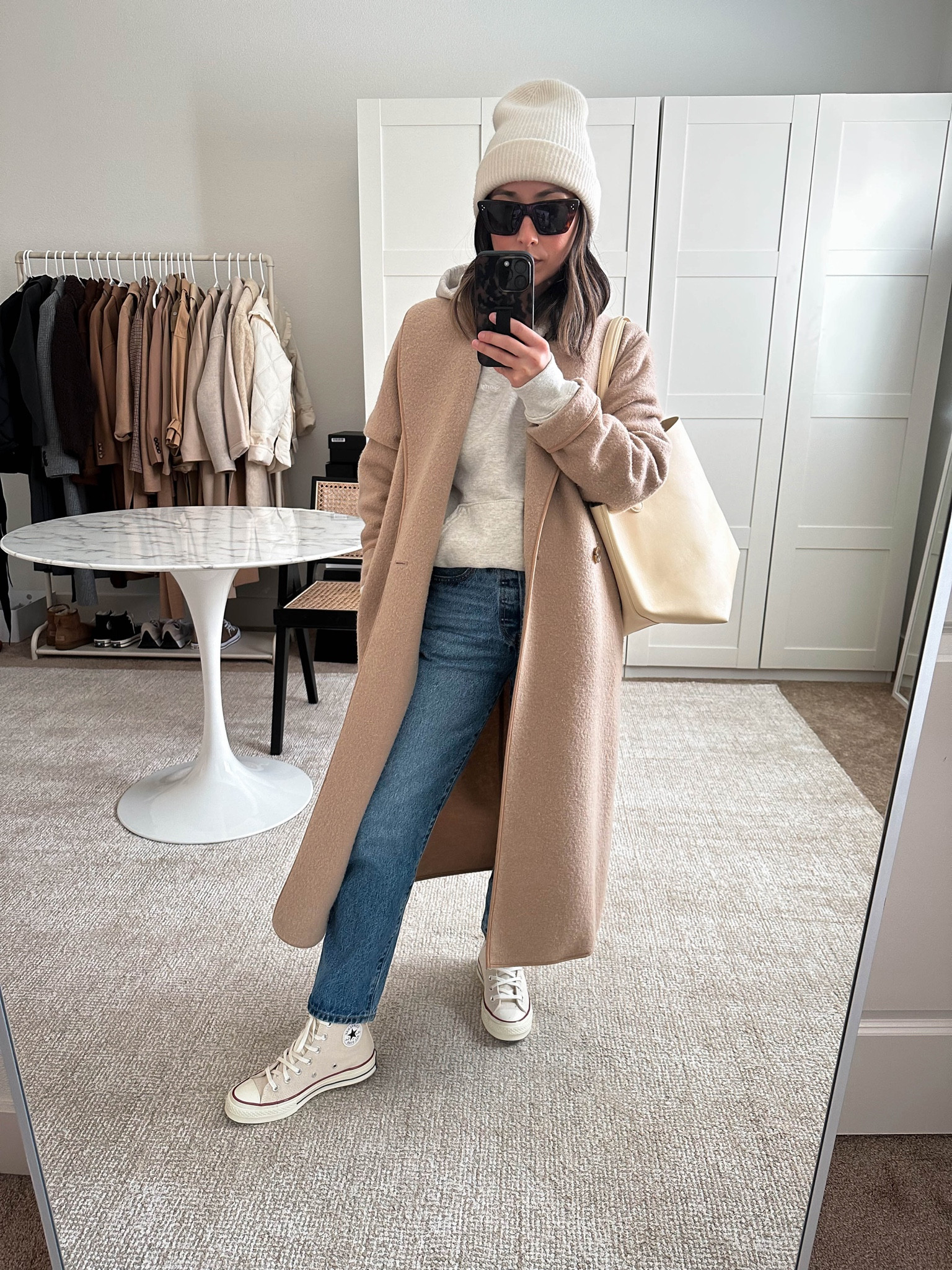 Off duty outfit ideas. How to style converse. 

Coat - Aritzia xxs
Hoodie - Sporty & Rich small
Jeans - Levi’s 24
Sneakers - Converse 5
Bag - Mansur Gabriel 
Beanie - j.crew 
Subglasses- celine