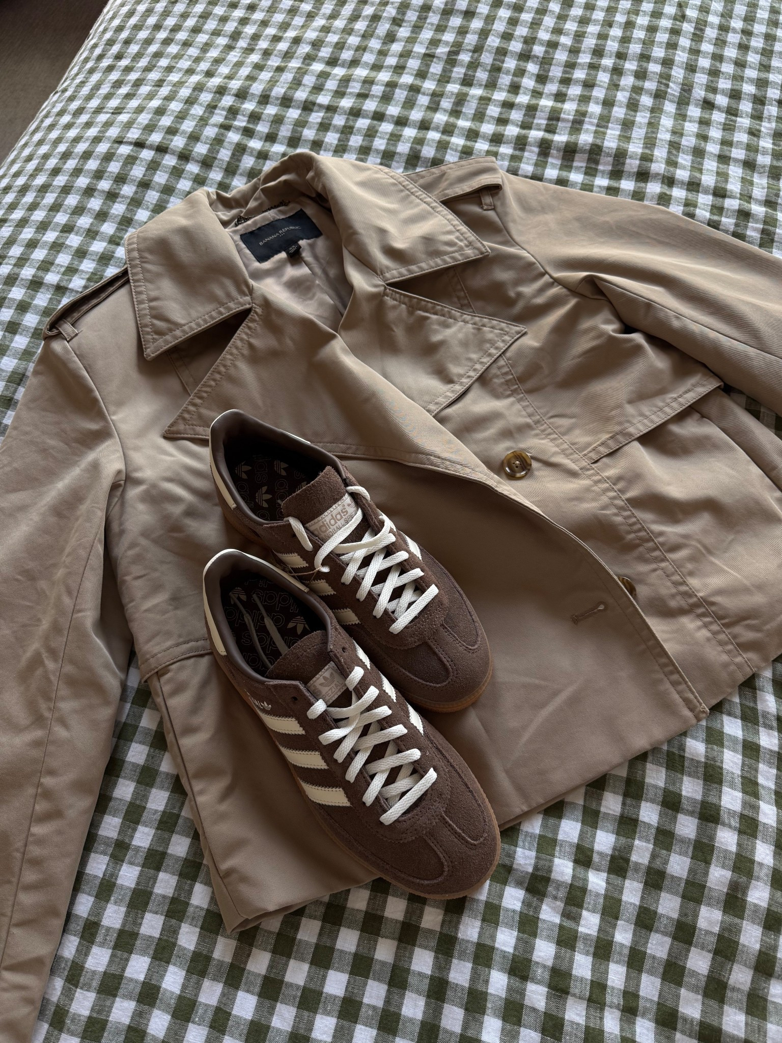 cropped cotton trench & chocolate brown sneakers!!! 

#LTKStyleTip #LTKSeasonal #LTKTall