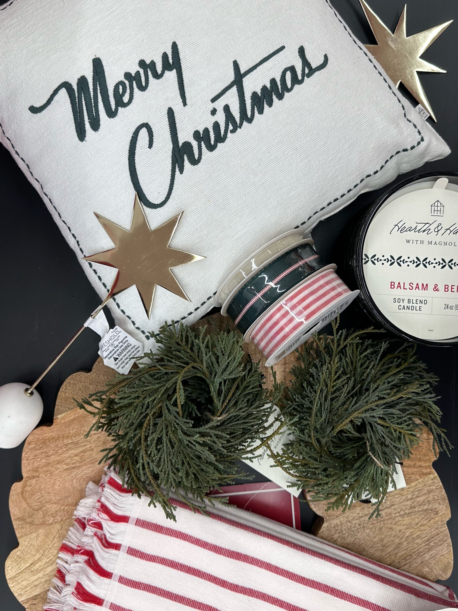 It’s already beginning to look a lot like… I’m loving, the traditional, red white and green this year ♥️🤍💚

#LTKSeasonal #LTKHoliday #LTKhome