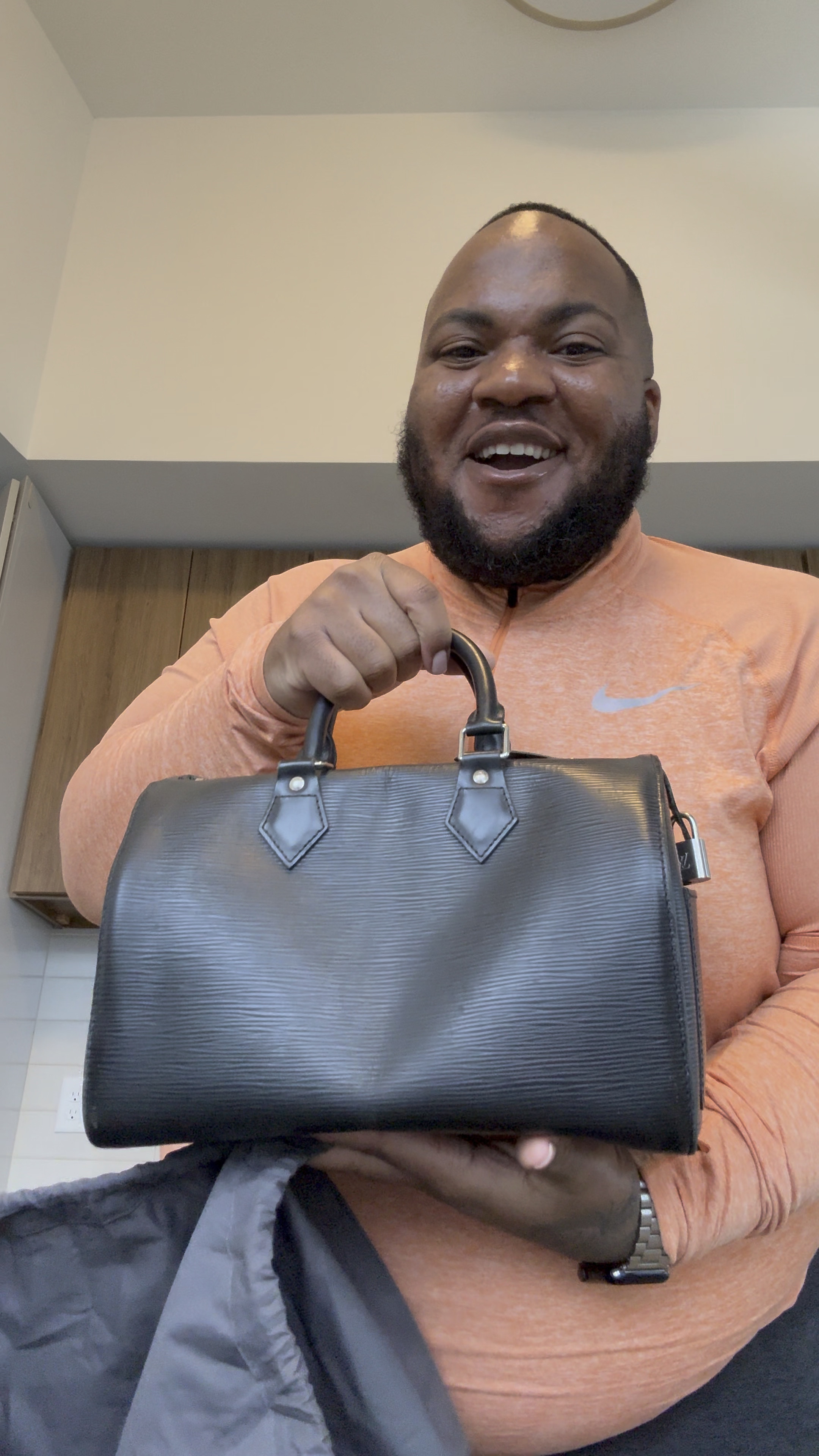 Found this vintage speedy for a fraction of the cost. I’ve linked some similar ones. Mine is a size 30  

#LTKStyleTip #LTKGiftGuide #LTKSaleAlert