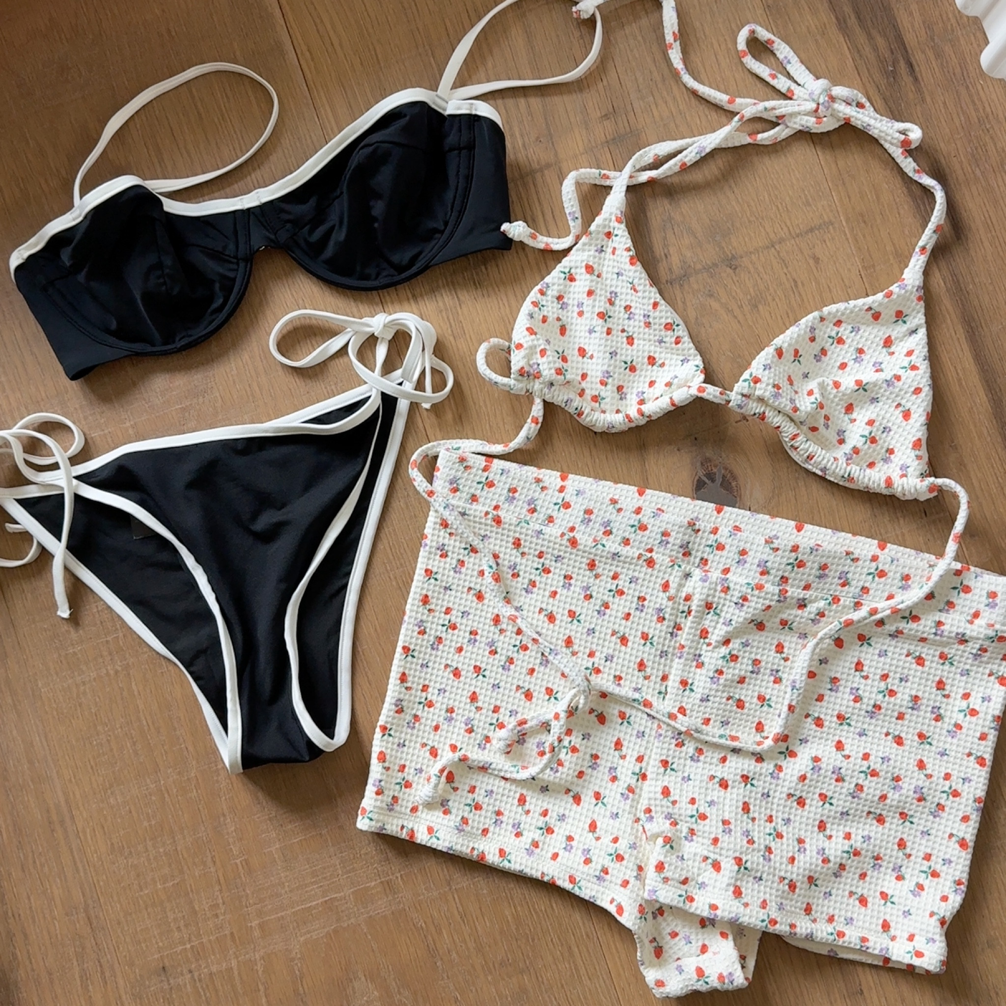 Vacation Swimwear 👙 

Dippin Daisys Swim | Dippin Daisys Bikini | Dippin Daisy Swim Shorts | H&M Swim | Black & White Colorblock Swim | Strawberry Pattern Swim | Triangl Swim Dupe | Black Bikini | White Bikini | Vacation Bikini | 

#LTKSwim #LTKTravel #LTKFindsUnder50