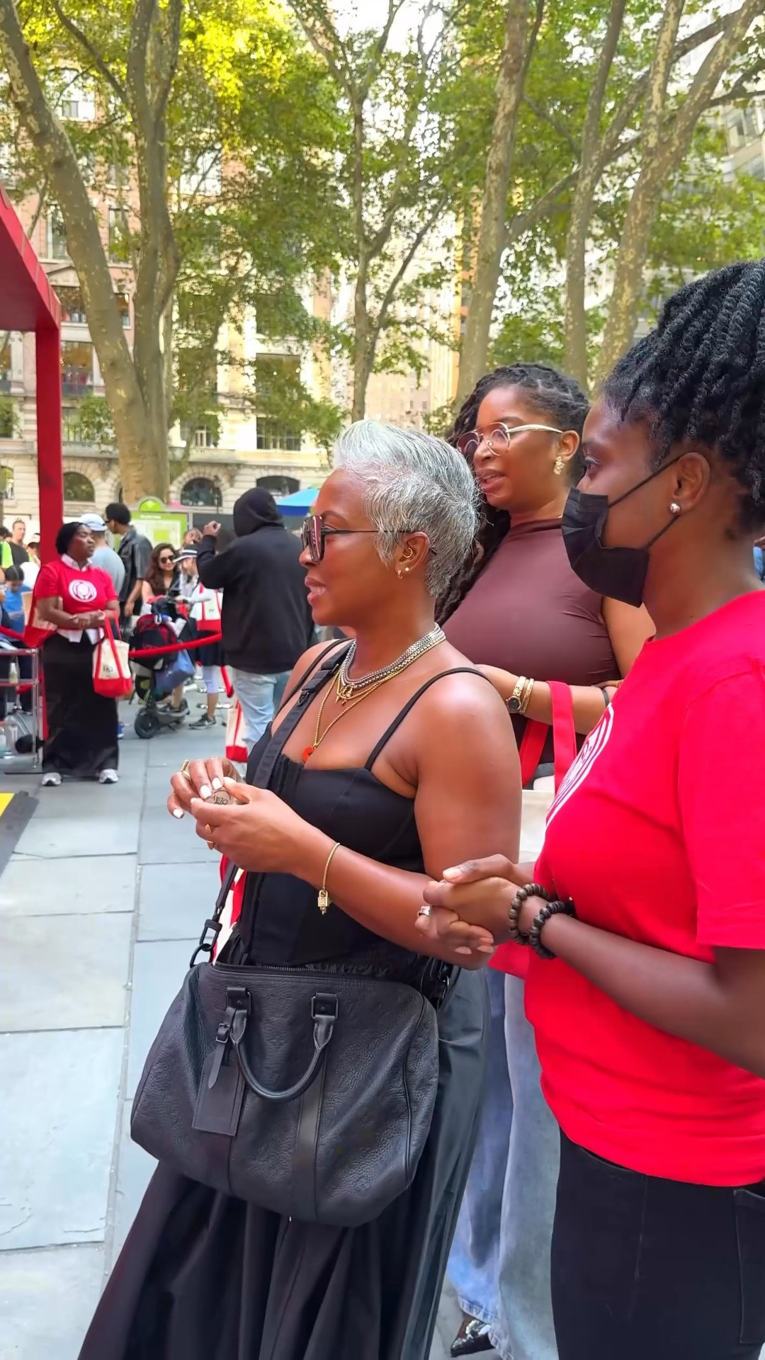 Lost Files!

Stepped out to the Only @olay pop-up during NYFW, and it was the cutest setup! They had some exciting games, with prizes in the end…and we love prizes😂🙌🏽
❤️
•
•
•
#OlayPopUp #SkincareEvent #GlowWithOlay #RadiantSkin #BeautyInEveryYou #SkincareGoals #SelfCareMoments

#LTKGiftGuide #LTKBeauty