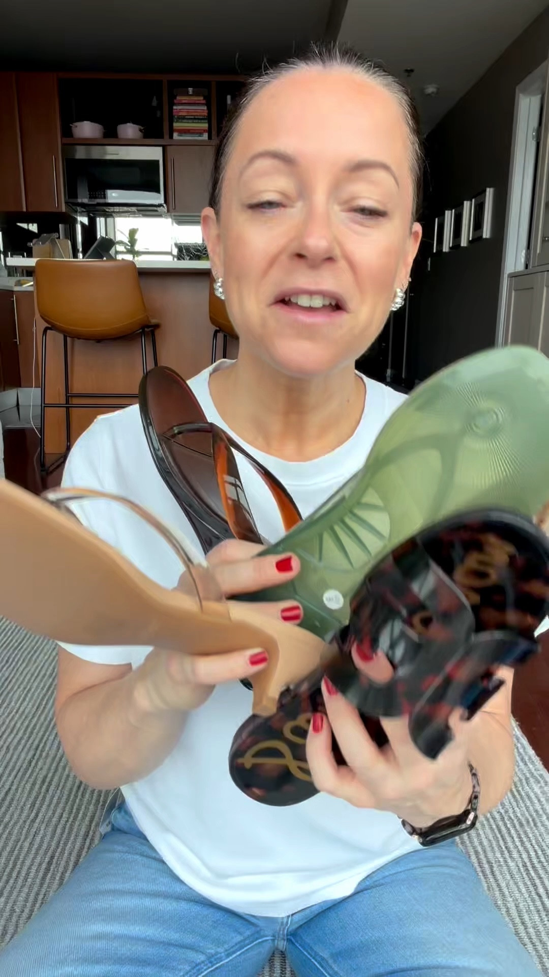Jelly shoes are back in my wardrobe. From a wedge to a flat, I love them all