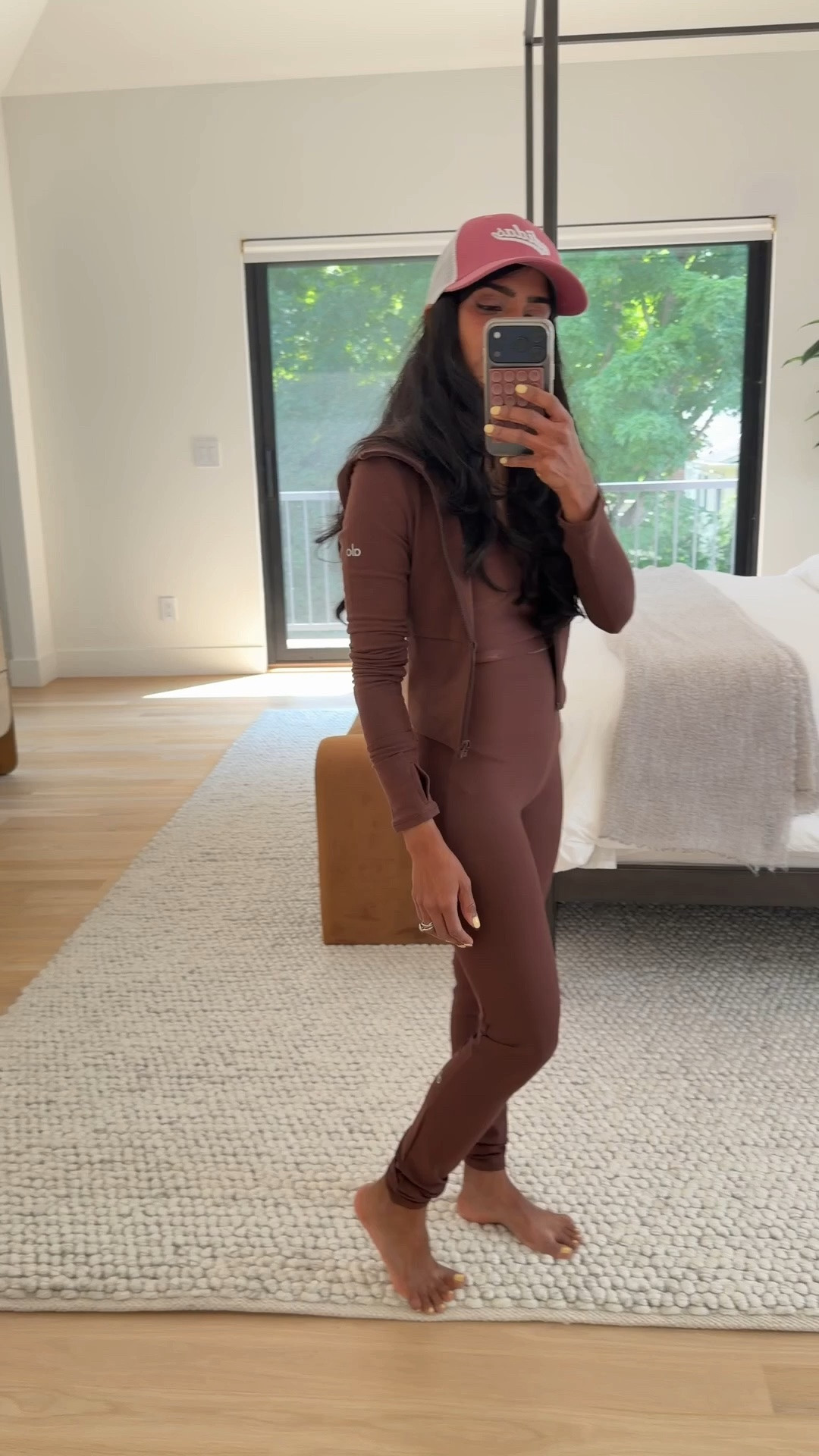 Love this Brownstone color from @Alo Yoga

#LTKfitnessgoals #LTKootd #LTKmomlife