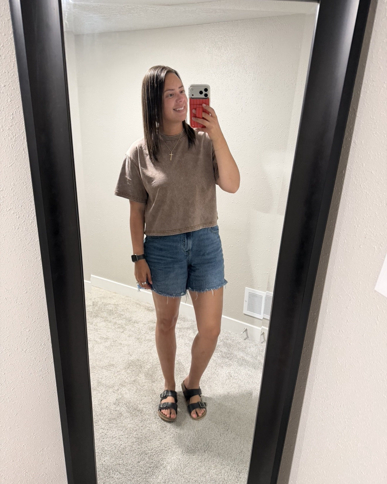 Outfits I’ve actually wore recently! My favorite bag is being worn on repeat and these cropped acid wash tees are so good! Wearing my normal size in everything!

#LTKootd