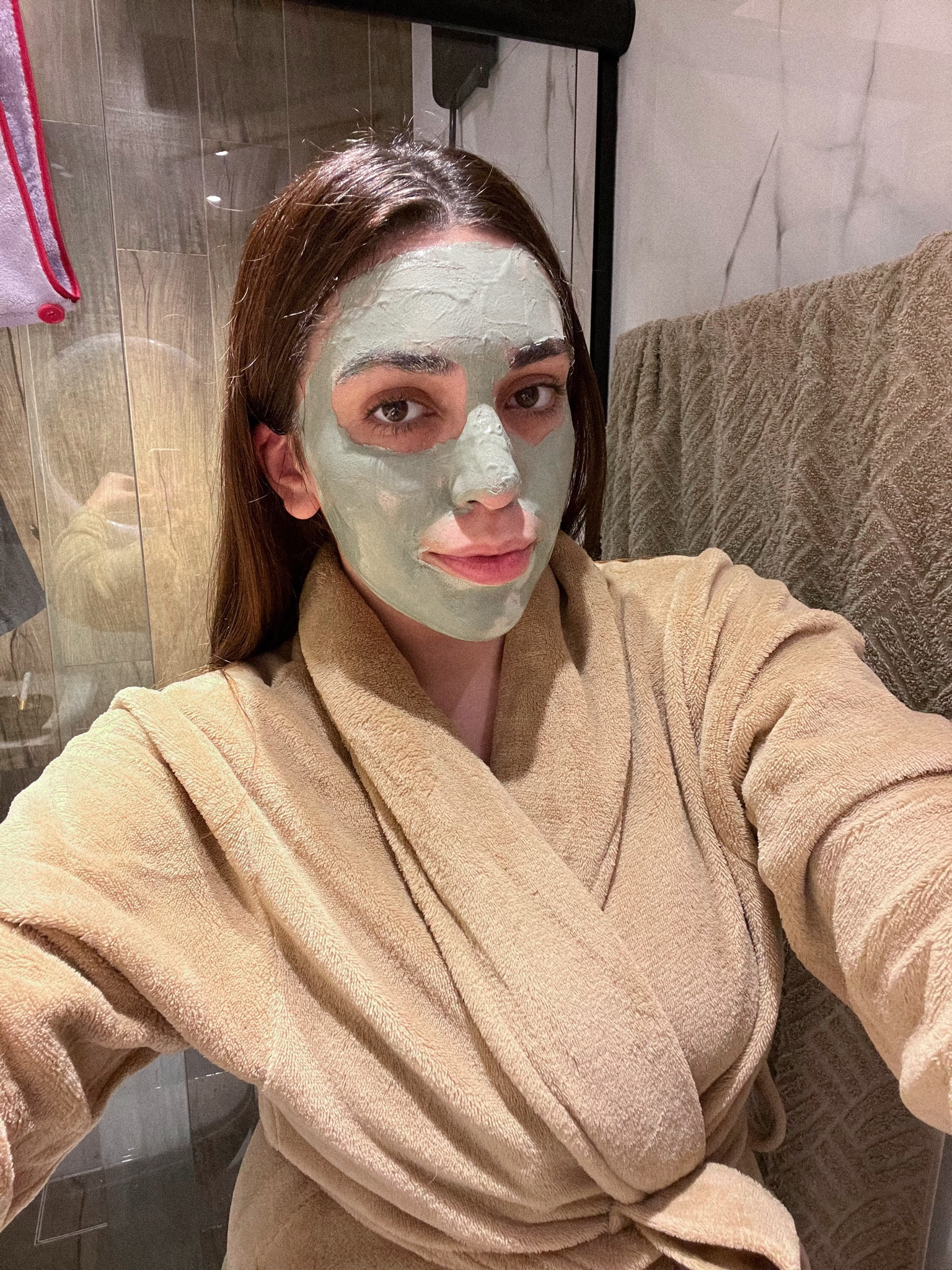Sextou com skincare? 🫧🛁✨🩷 
Argila verde na cara! 


#LTKbrasil #LTKbeauty