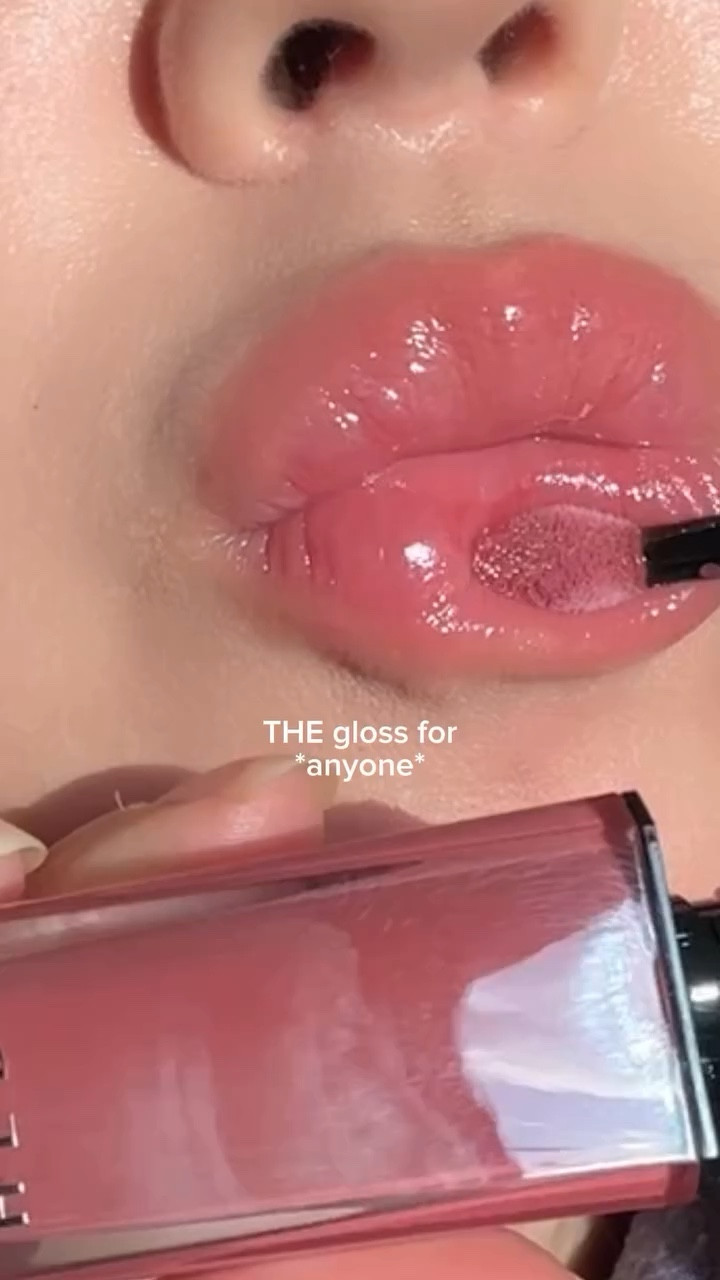 @herabeauty_official gloss can do no wrong 😭 #hera #lipswatch
