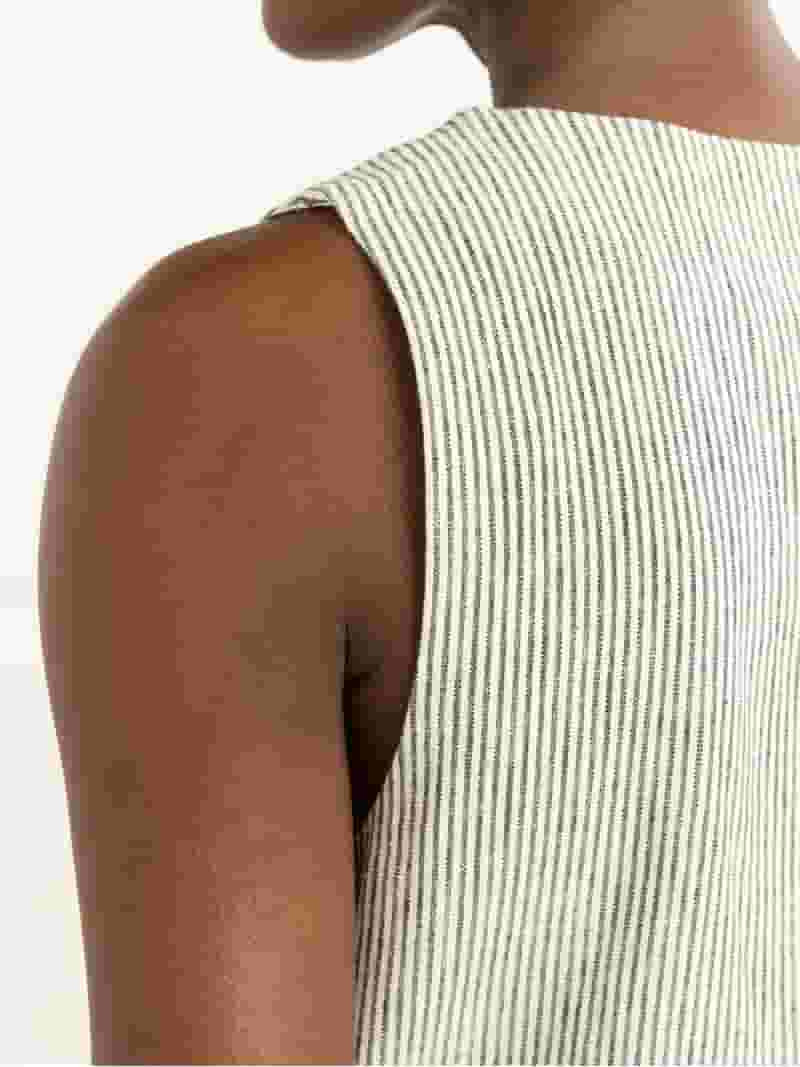 Scoop Women's and Women's Plus Linen Blend V-Neck Button Vest, Sizes XS-4X | Walmart (US)