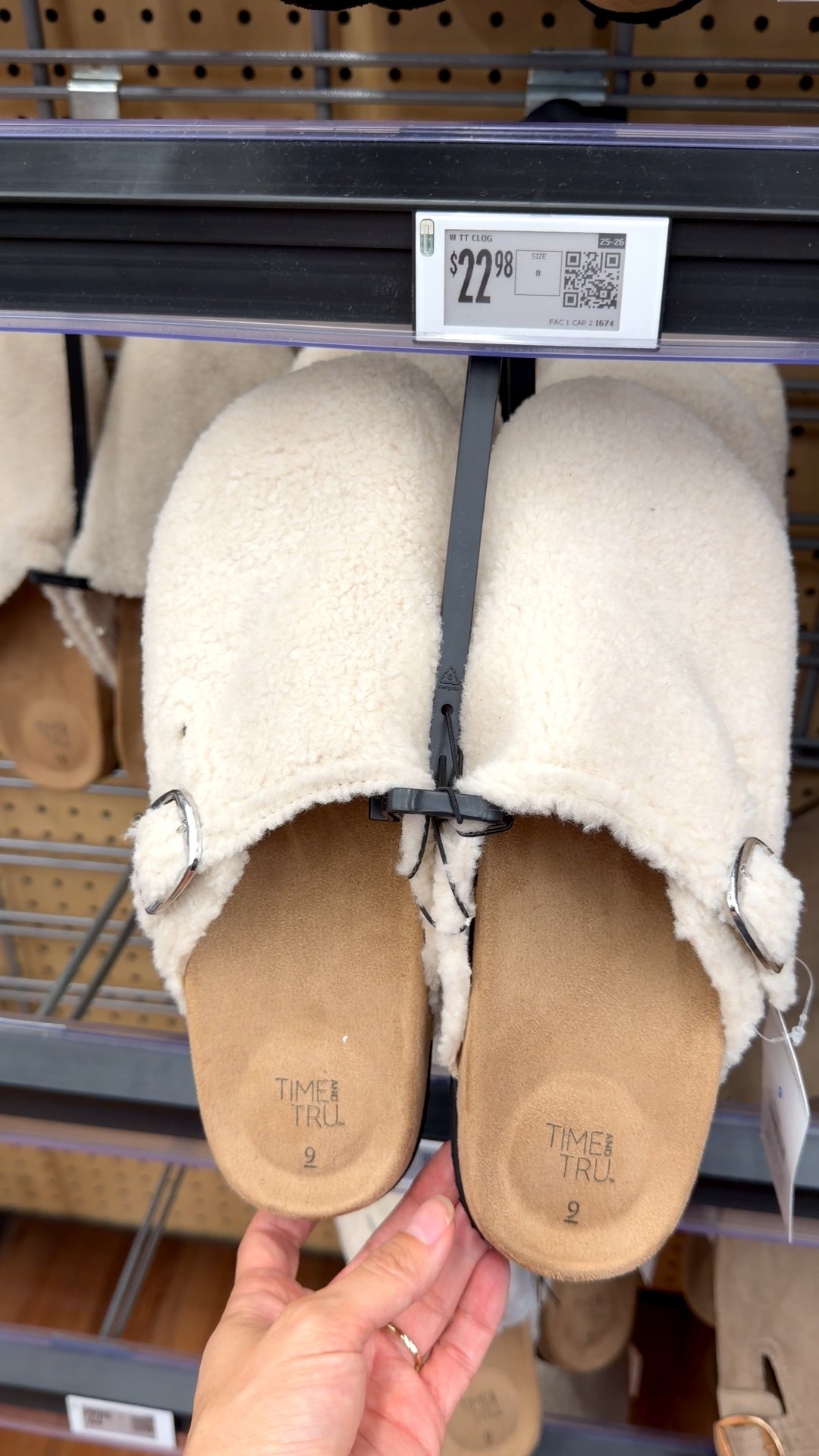 Cute Sherpa mules under $25!

#LTKFindsUnder50 #LTKStyleTip #LTKShoeCrush