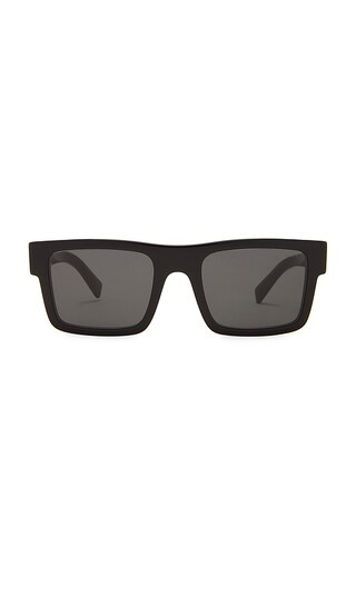 Rectanglular Frame Sunglasses in Black | Revolve Clothing (Global)