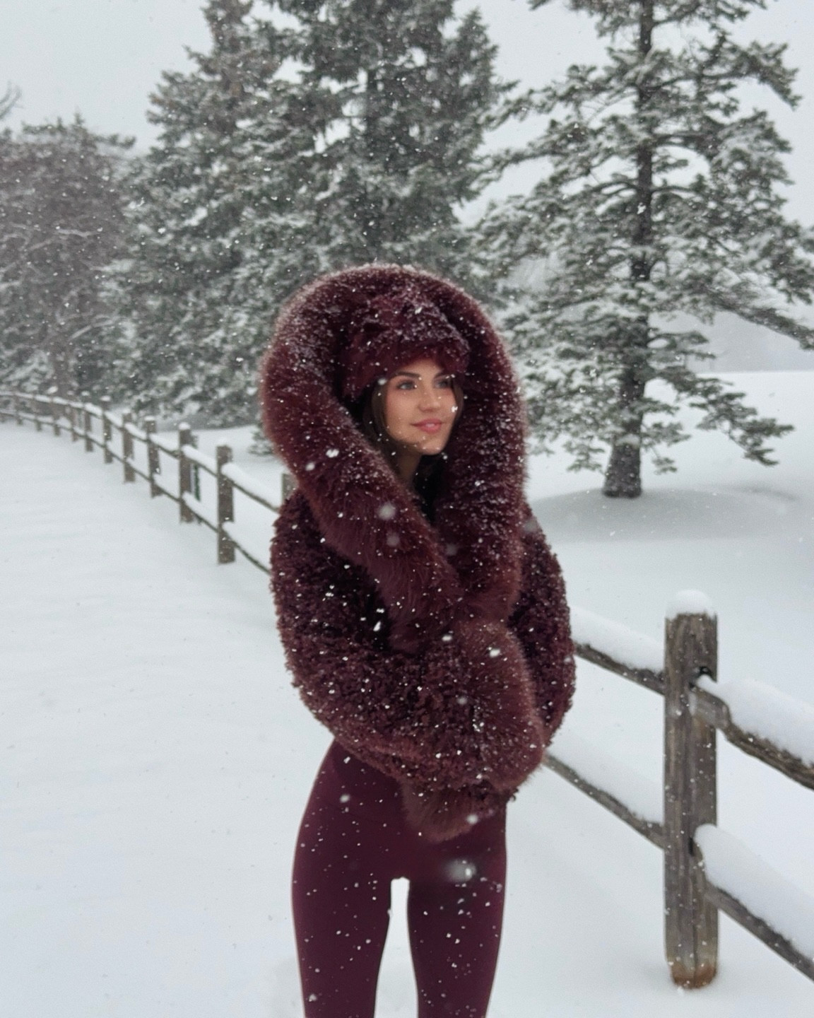 the winter I was hoping for❄️🧣🥰!! Wearing a medium in the jacket but can also go up in size and it will still be cropped! (I own it in white in an XL)