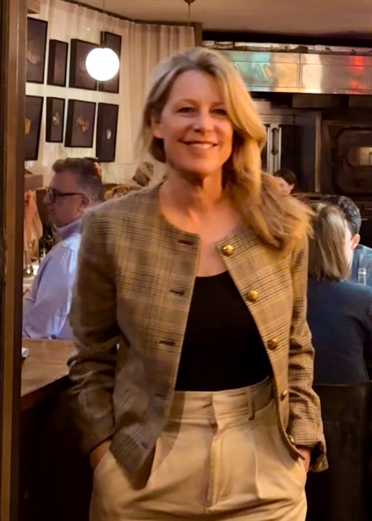 Fall outfits 🍂 Labor Day sale! 
Ann Taylor has a tweed lady jacket on sale that is very similar to my Veronica Beard jacket.(sold out) 
I’m wearing it here in London. 

This is such a versatile style for fall that looks equally great with jeans and a skirt. 

#LTKSaleAlert #LTKTravel #LTKOver40