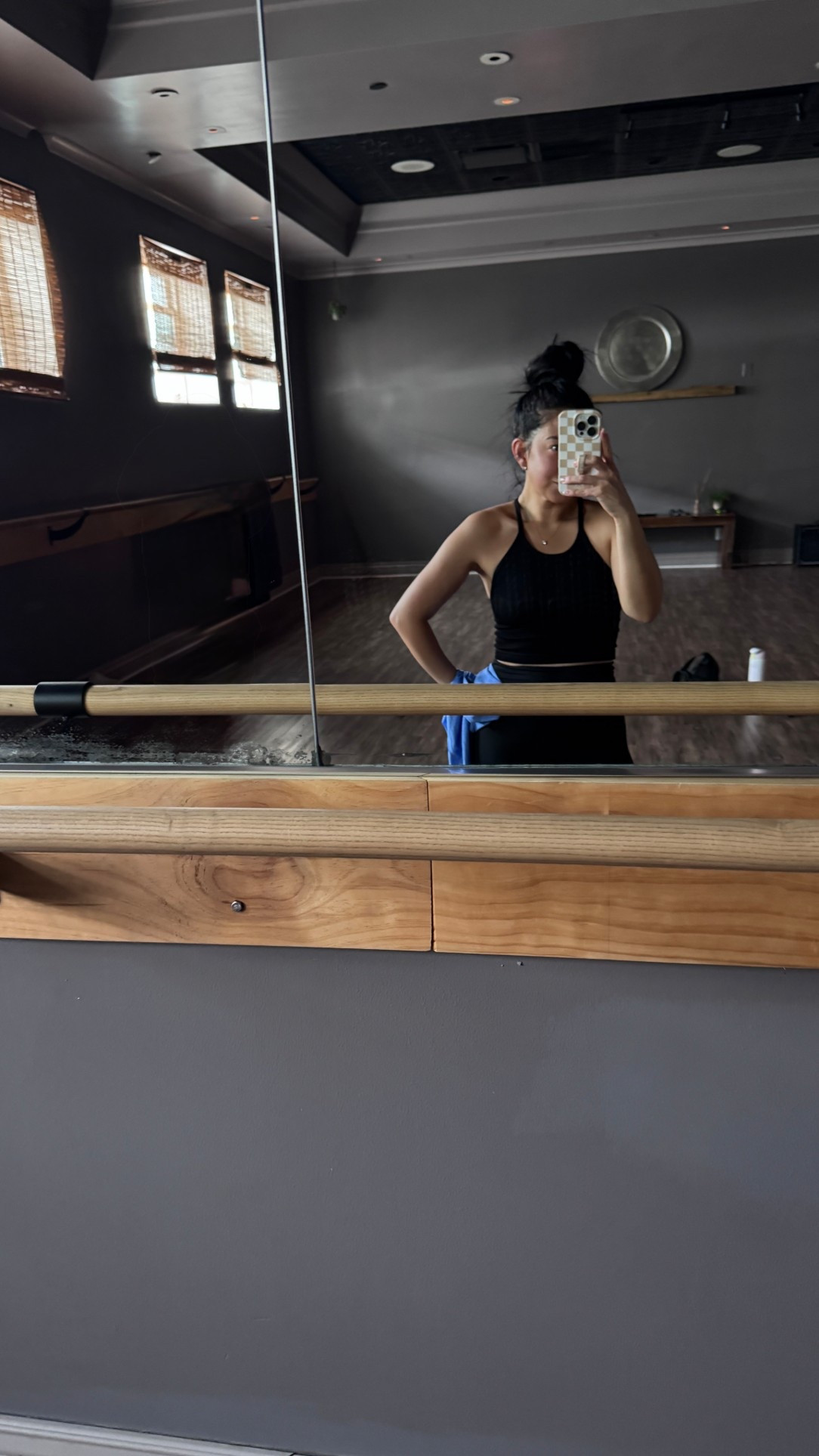 Today’s hot barre workout look. 
Black leggings - volare size small TTS. I LOVE these for working out. So comfortable, flattering, and has a mesh gusset. 
Happiness runs crop tank top by FP movement. Size XS/S TTS. Super comfy and very flattering. Good for low impact workouts. 
I wore the FP movement tempo long sleeve on top. The perfect layering top for workouts. Super lightweight. Size small (I have some in XS too and it fits well)  

#LTKfitnessgoals #LTKActive #LTKPetite