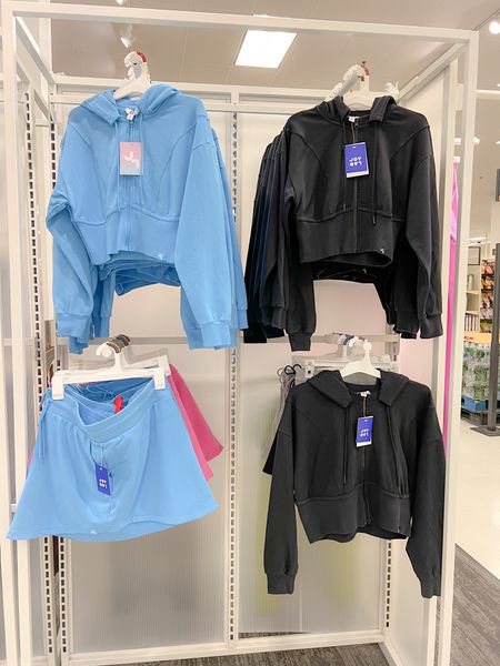 JoyLab Terry Cloth Zip Up Crop Top #target #joylab #joylabtarget #activewear #workoutclothes #targetsweater #sweatshirts

#LTKstyletip #LTKFind #LTKfit