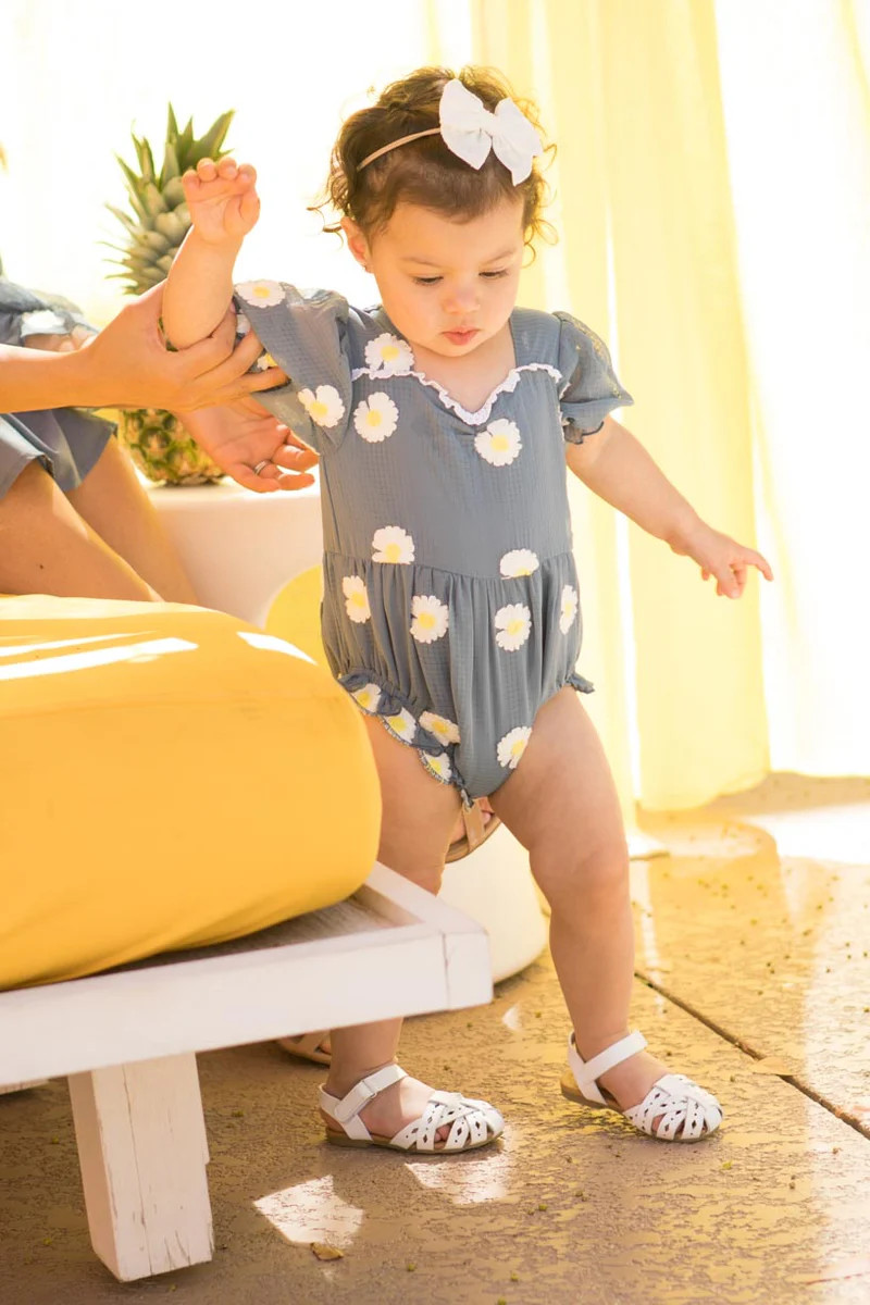 Baby Daisy Embroidered Onesie | Ivy City Co