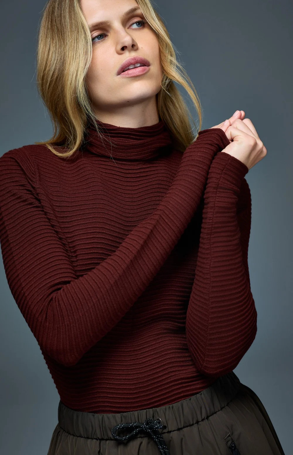 Enya Turtleneck Sweater | Russet | Alp N Rock