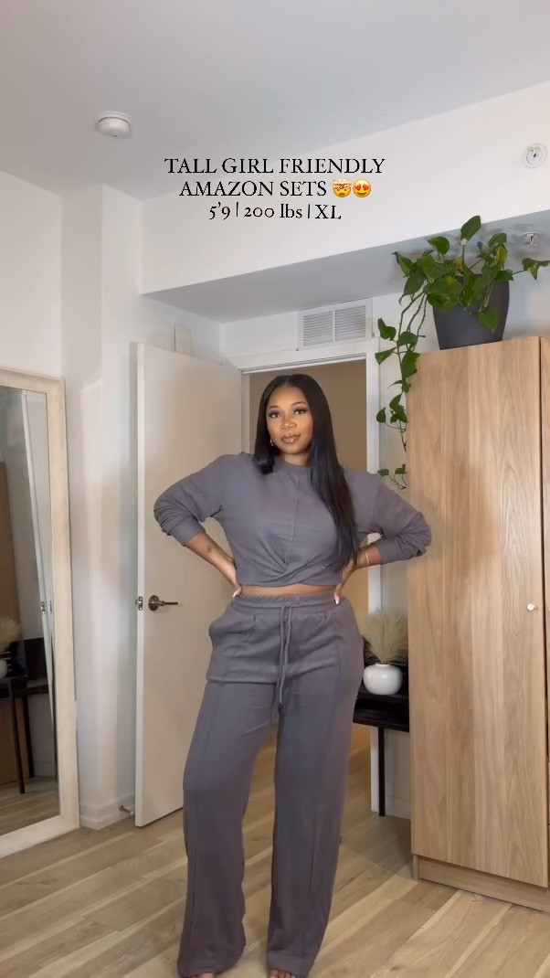 These sets are the best!! I’m 5’9 | 200 lbs wearing a size XL. The waist comes a little tight so I manually stretched it out and perfection!!!!! 😍✨

#LTKmidsize #LTKfindsunder50 #LTKstyletip