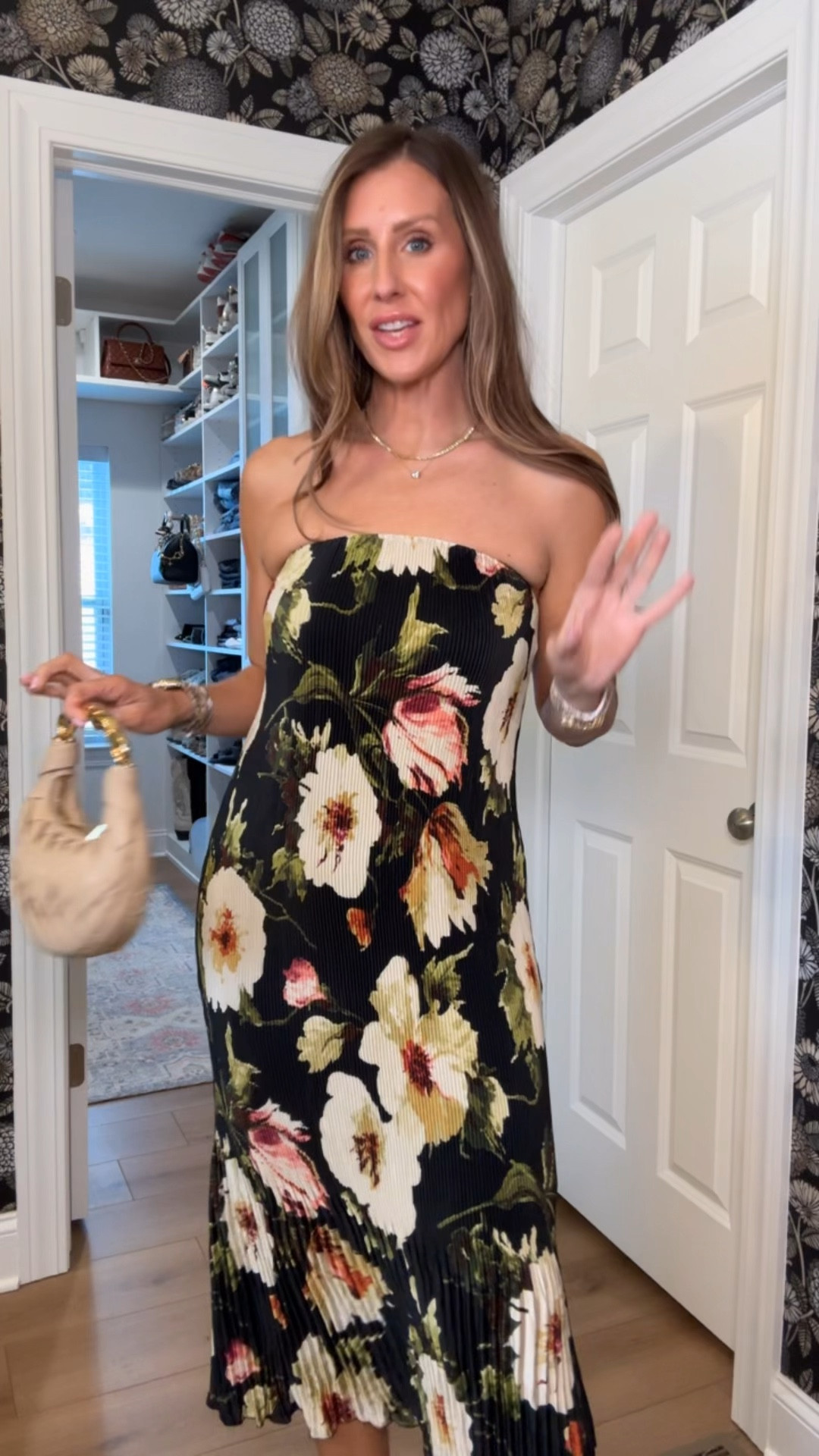 Another amazing option for my ladies going on vacation, Cruise, I wore in Vegas for my birthday weekend, but also how amazing and would it be for European vacation! It’s the last day for the sale. I’m wearing a size medium Amazon bag included.

#LTKTravel #LTKParties #LTKSaleAlert