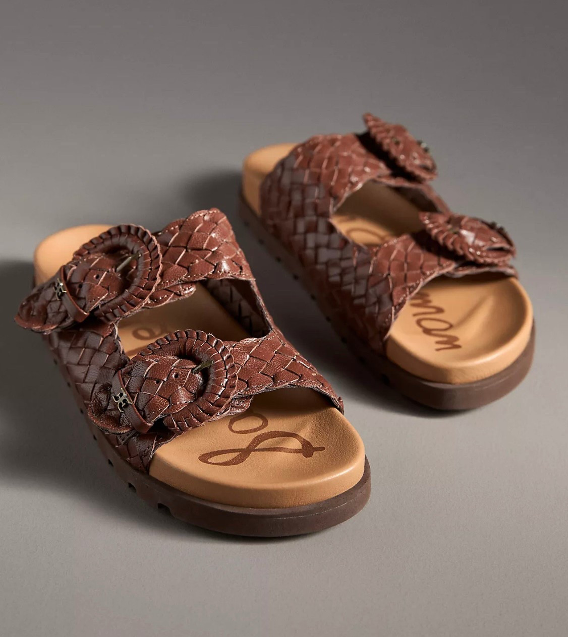 Brown braided mule slide sandals 

#LTKShoeCrush