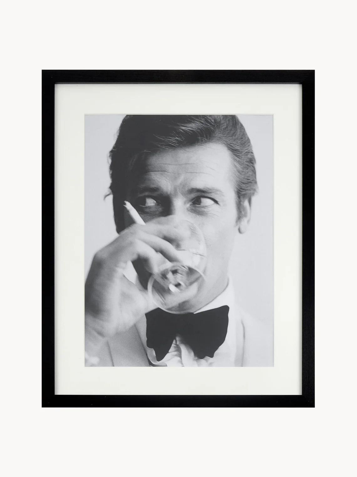 Ingelijste digitale print James Bond Drinking | Westwing EU