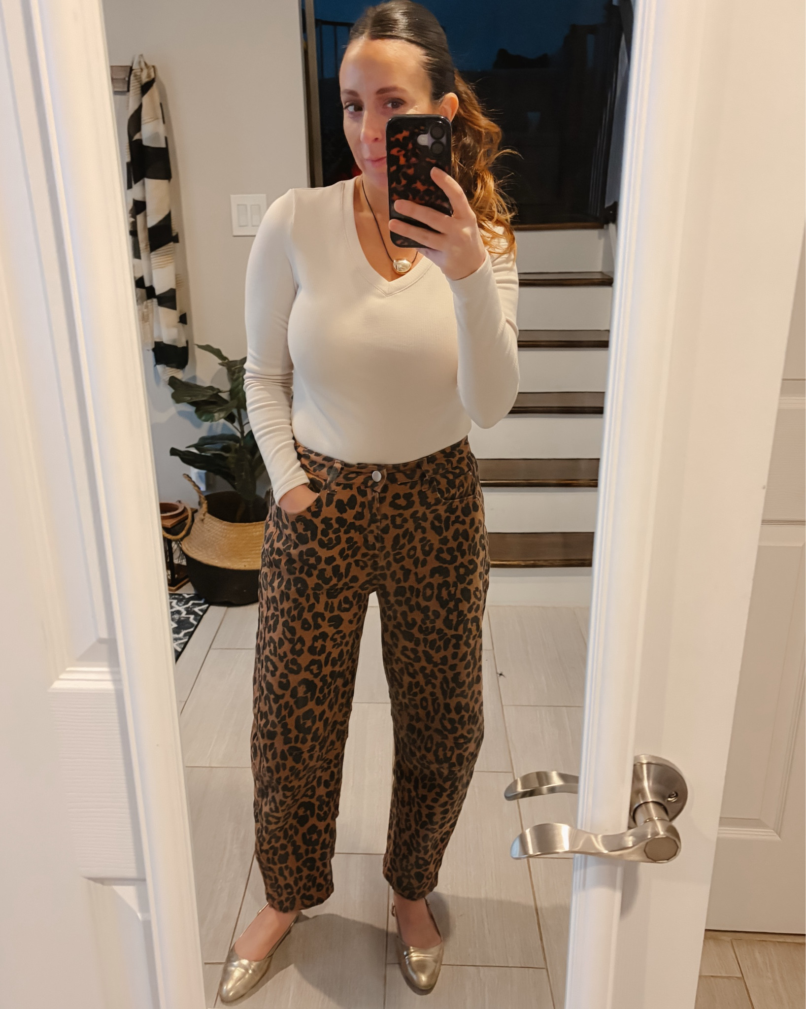 Cheetah & neutrals, can’t go wrong. 

#LTKSeasonal #LTKOver40 #LTKFindsUnder100