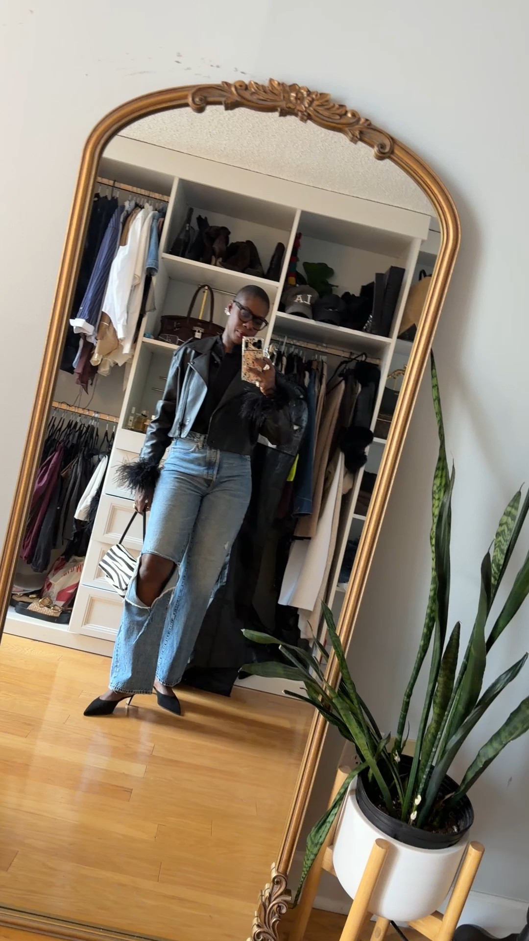 She turned into a holiday party kitten heel baddie 

#LTKHoliday #LTKOver40