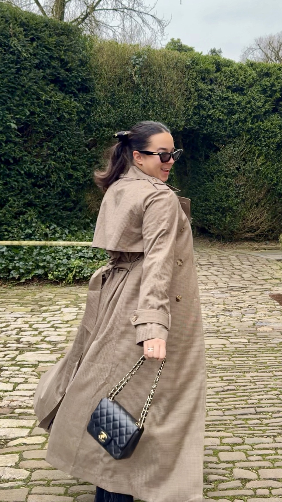 Obsessed with this trench and cute scrunchy from Vineyard Vines!! Such a great transition piece! Also so easy to pack! 

 #LTKSeasonal #LTKMidsize #LTKTravel