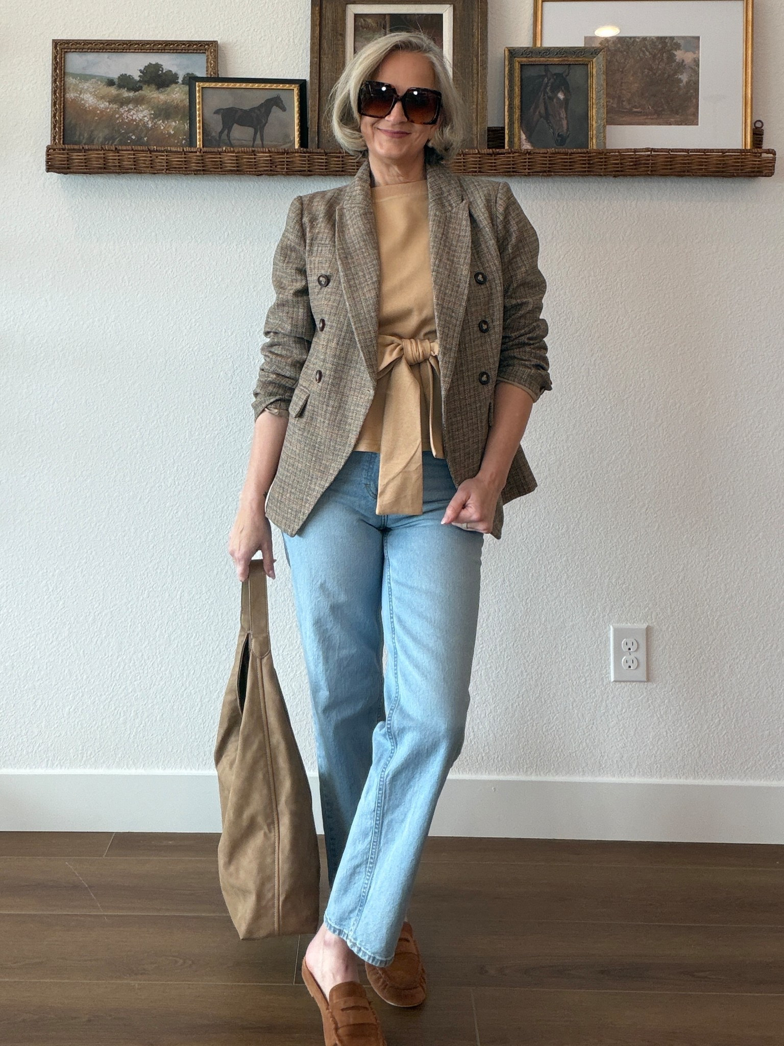 Don’t be afraid to highlight your waist. This bow is so cute on this and the sweatshirt material makes it casual but chic:

Amazon, Vici, Target, straight leg jeans, suede slide, over 50, blazer, GRWM, no tuck top, affordable 

#LTKootd #LTKWorkwear #LTKOver40