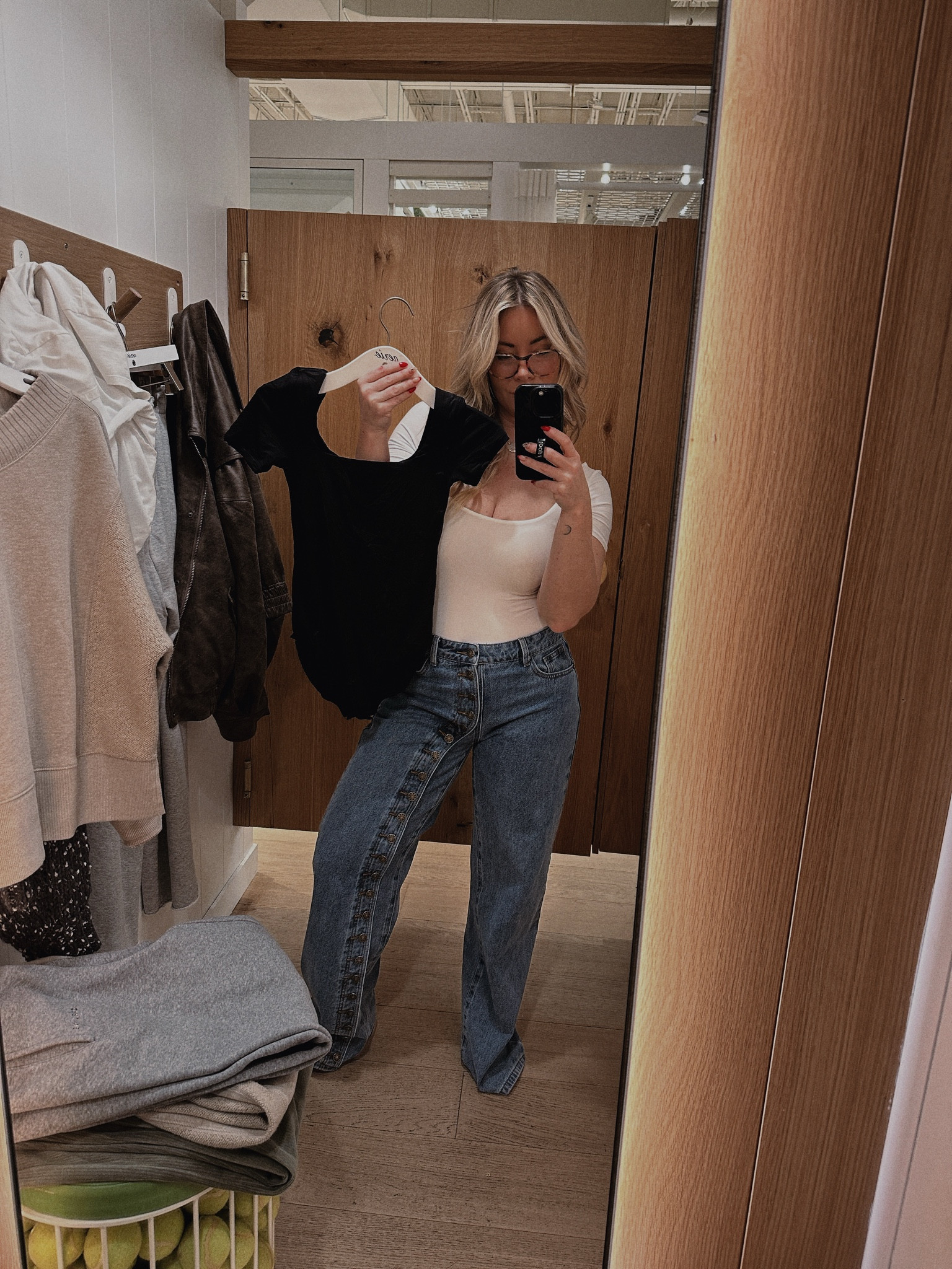 Aritzia look for less, contour bodysuit, aerie try on, haul 

#LTKGiftGuide #LTKFindsUnder50 #LTKSaleAlert