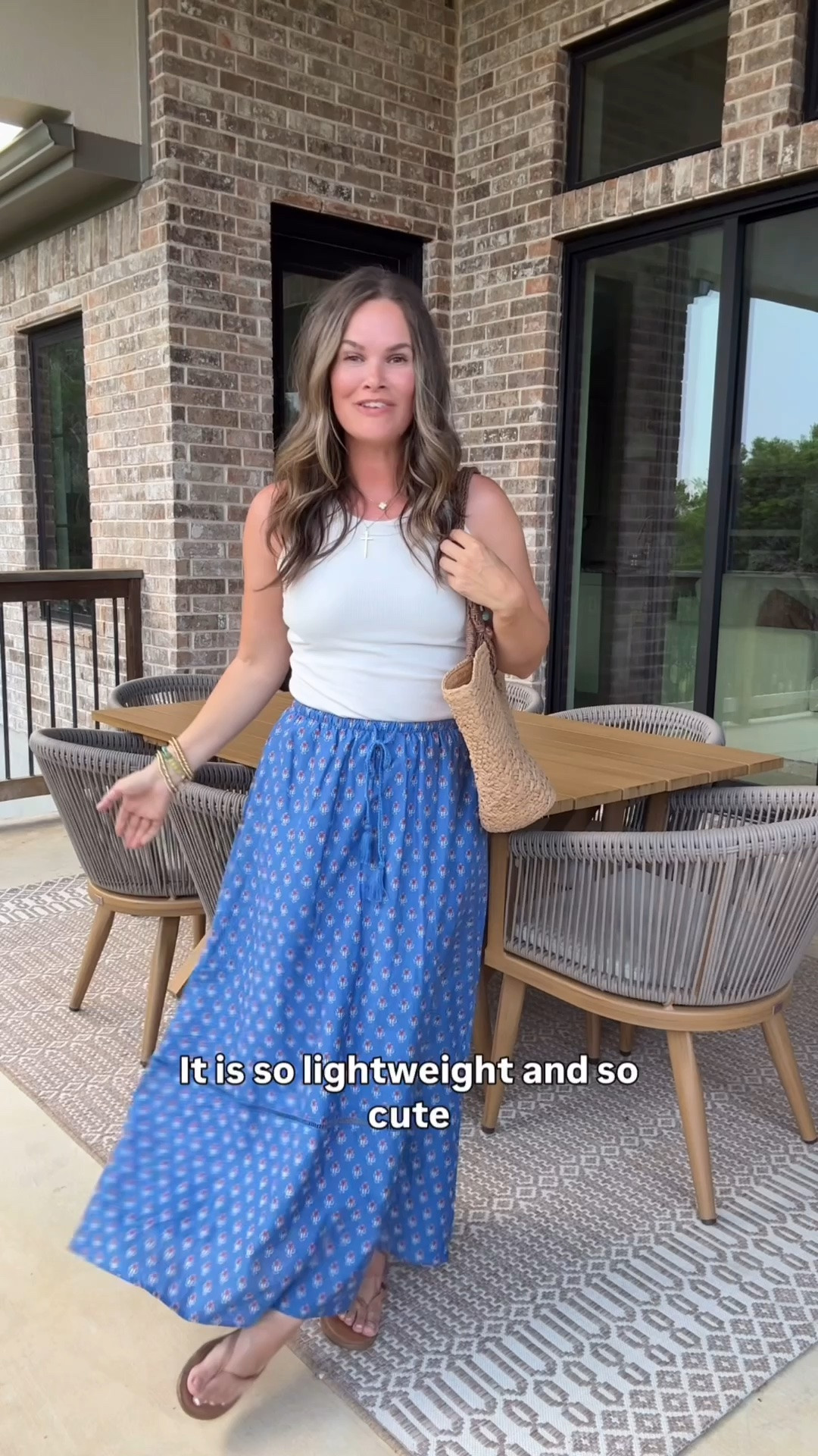 This skirt is so good 💙 Lightweight, flowy, and easy to dress up or down!

#LTKootd #LTKgrwm #LTKdayinmylife