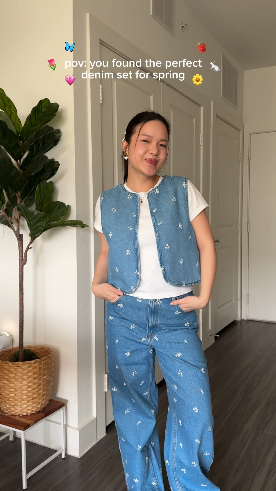 the perfect denim set for spring 🌼💙 i got both top and bottom in size us 6

🏷️ denim spring, denim on denim outfit, spring outfit, floral outfit, spring style, casual spring look, spring musthaves, spring casual outfit, spring outfit ideas

#LTKWorkwear #LTKPetite #LTKStyleTip