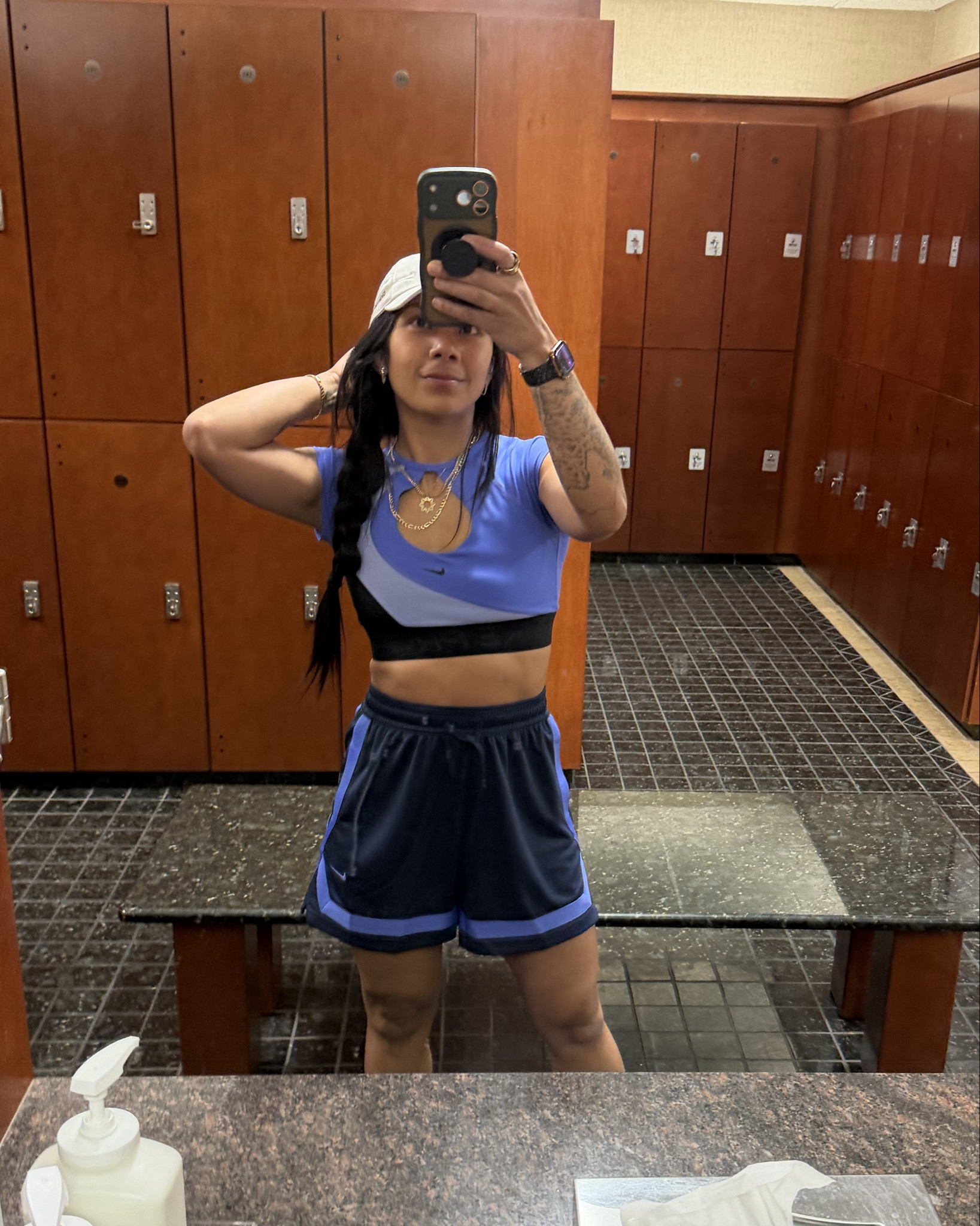 Shorts, crop, color 🤌🏽 #teamnike #niketraining