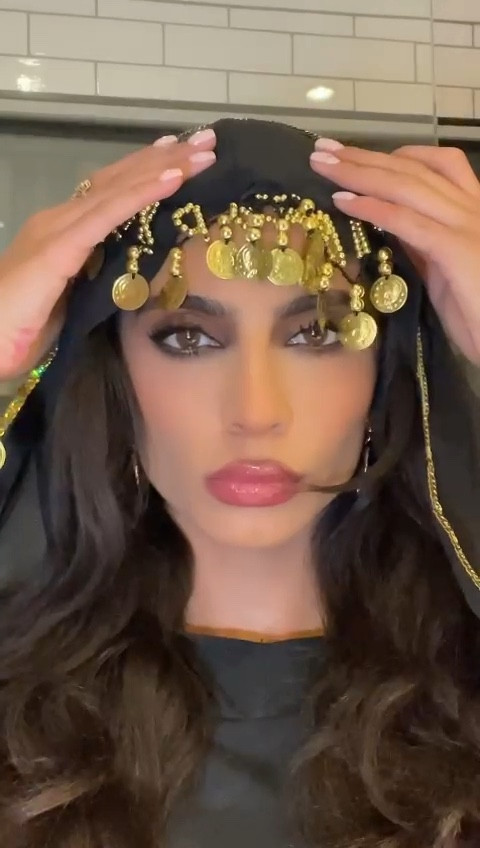 Cocoa Laura mercier crayon,
ABH amrezy palette ,too faced pen eyeliner, too faced concealer iconic blusher,
Huda beauty loose powder, pillow talk liner and NARS dolce vita lip

#LTKSeasonal #LTKbeauty #LTKeurope