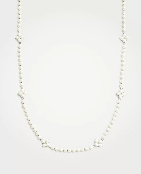 Clover Pearlized Statement Necklace | Ann Taylor (US)