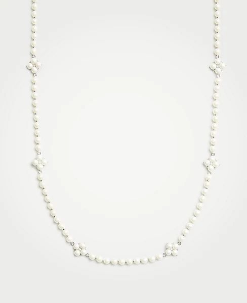 Clover Pearlized Statement Necklace | Ann Taylor (US)