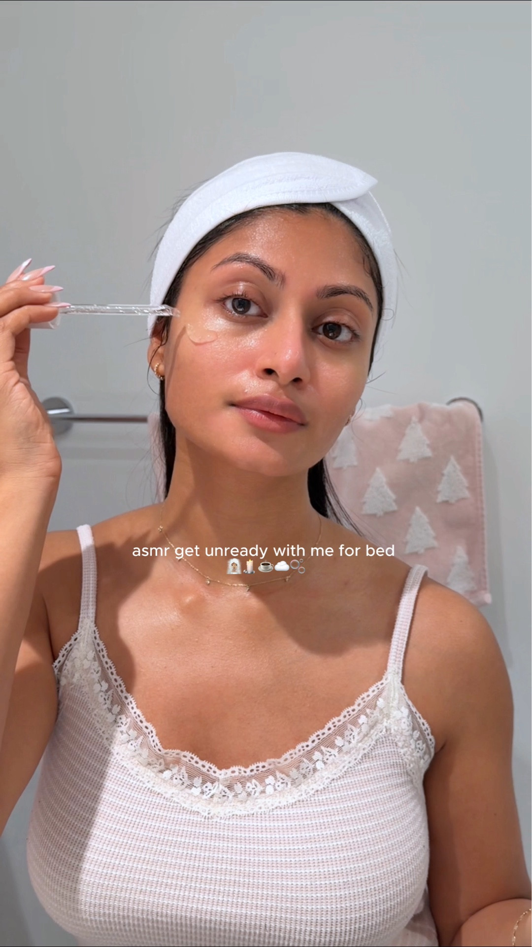 ASMR Get Unready With Me For Bed 🧖🏽‍♀️🕯️☕️☁️🫧

#LTKBeauty #LTKmorningroutine #LTKselfcare