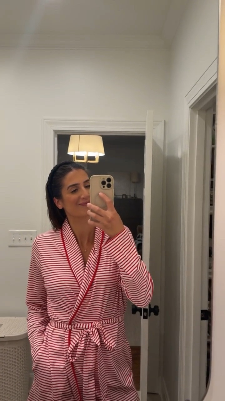 Super soft & cozy pjs!!

Lake, lake pjs, lake pajamas, mom pajamas, pajamas for moms, pajama gift, gift guide, self care, Christmas robe, Christmas pjs, Grace White

#LTKHoliday #LTKSeasonal #LTKGiftGuide