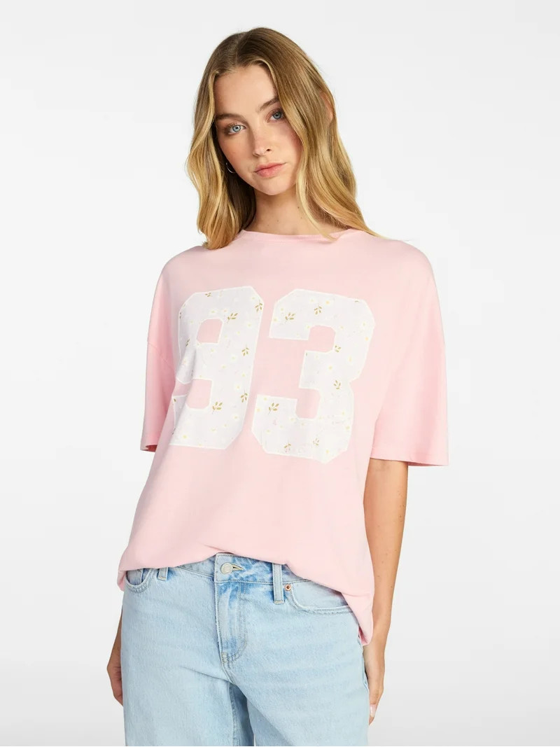 No Boundaries Washed Graphic Boyfriend Tee, Women's XXS-XXL | Walmart (US)