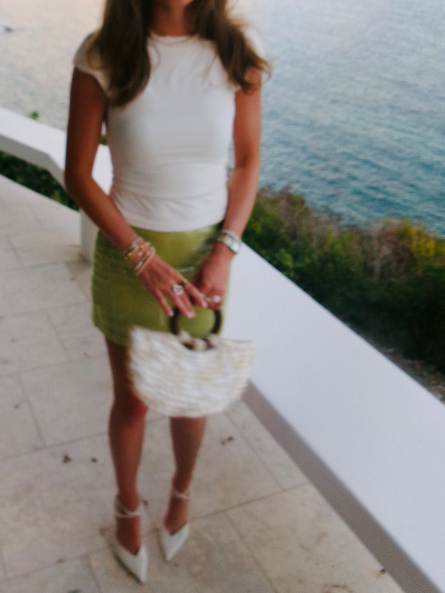 OOTD 
Top - Amazon 
Skirt - 
Purse & Shoes - Zara


#LTKFindsUnder100 #LTKSpringSale #LTKStyleTip