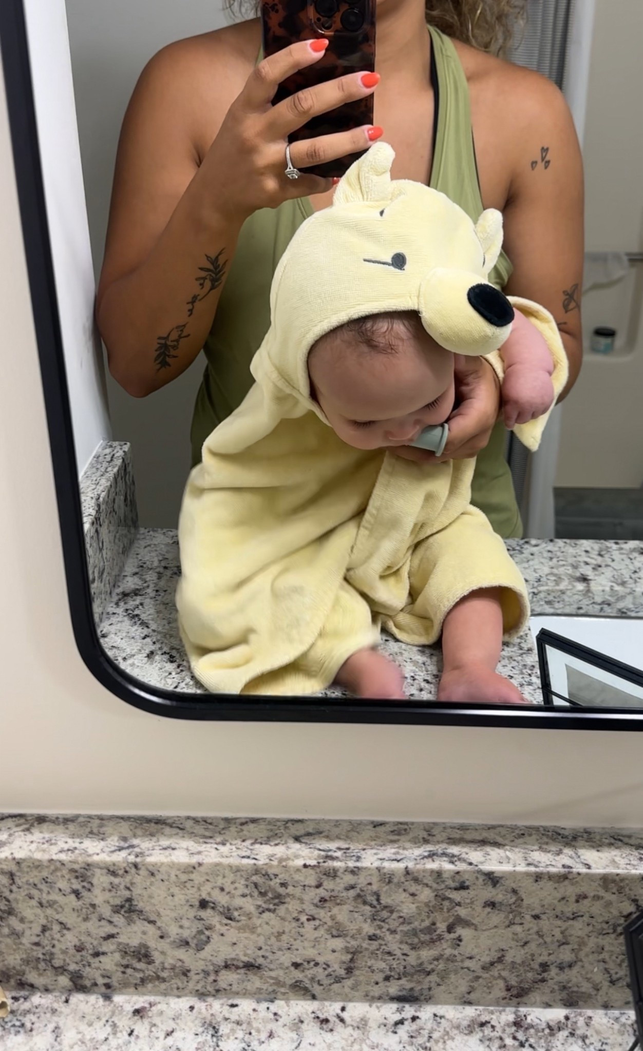 the sweetest Winnie the Pooh towel 😭


#LTKBaby #LTKKids #LTKFindsUnder50
