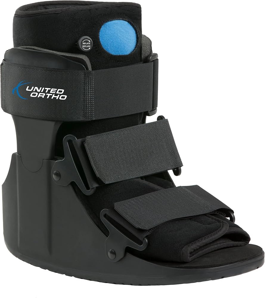 United Ortho USA14115 Short Air Cam Walker Fracture Boot, Medium, Black | Amazon (US)