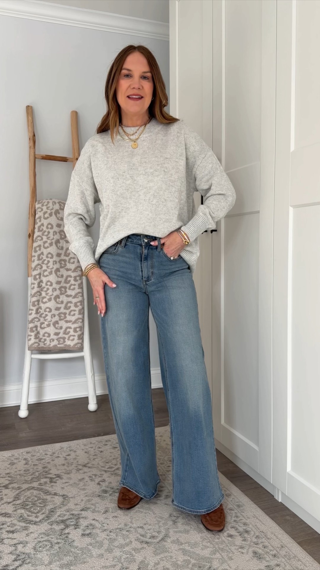 A few things I’d recommend buying from Target right now! Aritzia look for less pull on trousers that are endlessly versatile, the perfect grey crewneck sweater, comfortable and flattering wide leg jeans that make you look taller and slimmer, and a ribbed matching Lou he set that would give Skims a serious run for its money!



#LTKFindsUnder50 #LTKOver40 #LTKootd