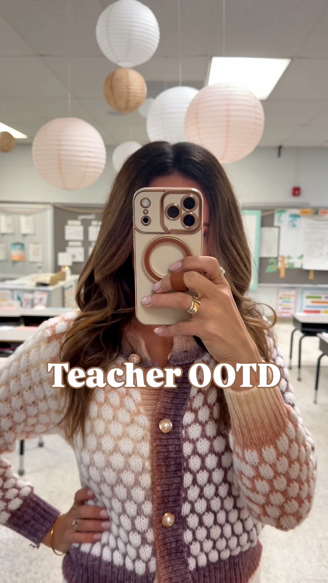 Teacher OOTD 🤍✏️

This sweater is gorgeous! Love that it’s soft, lightweight and available in several different hues with brighter spring colors as well. Perfect for layering! 



#LTKWorkwear #LTKootd #LTKSeasonal