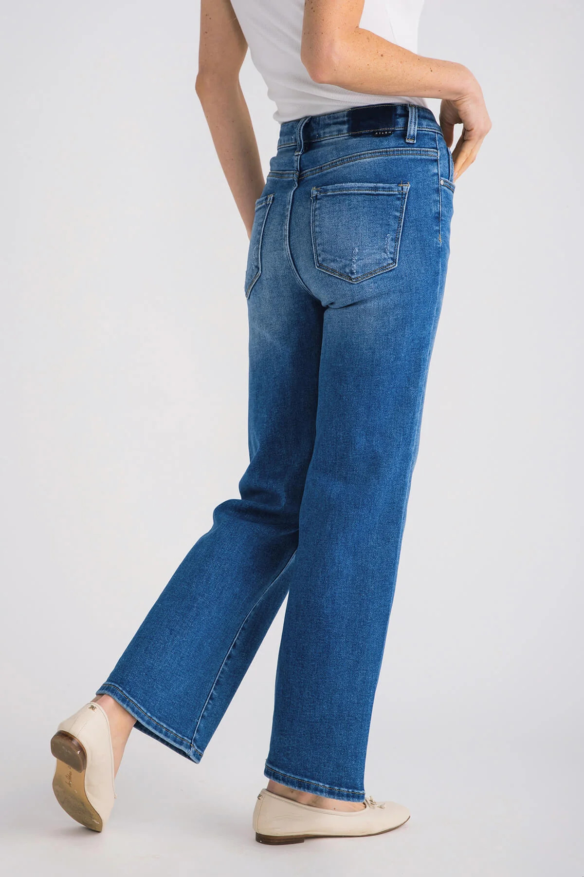 Risen Sophie High Rise Relaxed Straightleg Jeans | Social Threads