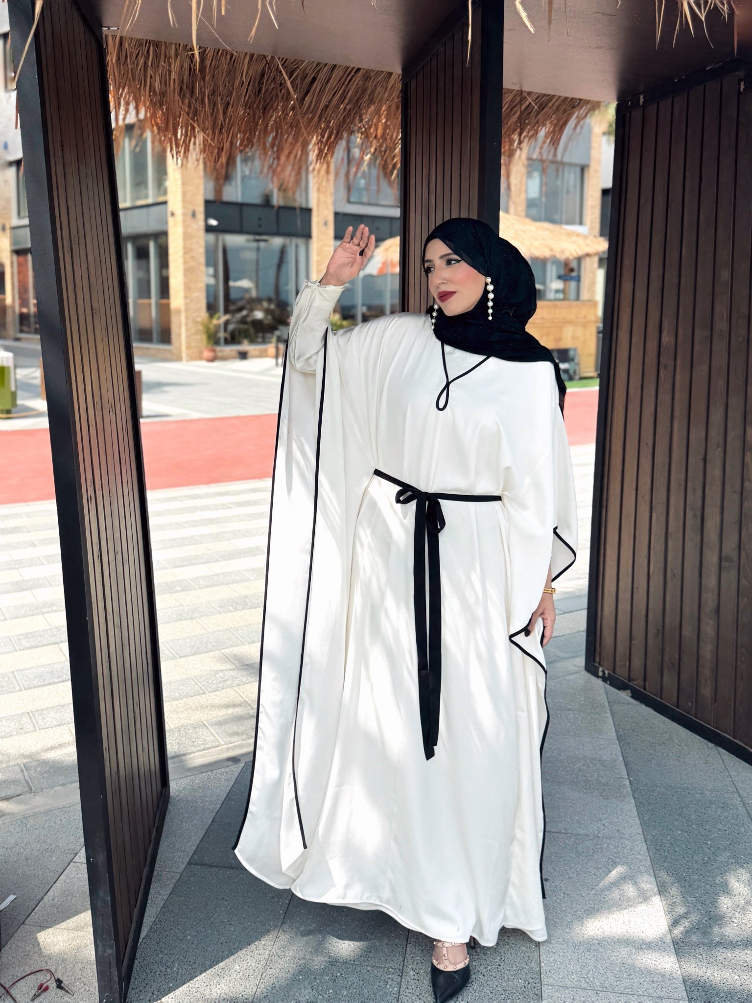 Ramadan exclusive H&M trending monochrome kaftan