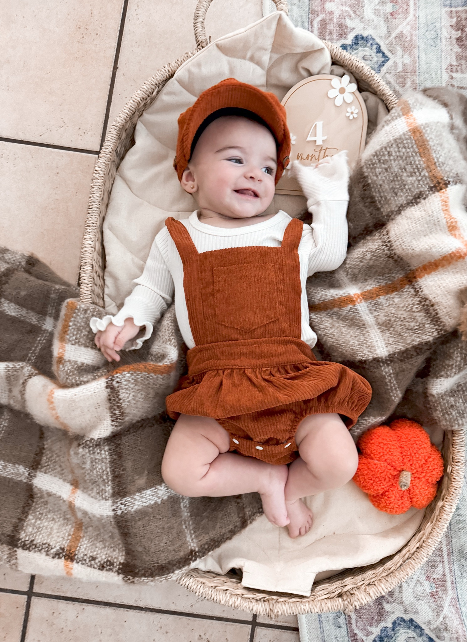 Fall outfit baby girl 

#LTKBaby #LTKHoliday #LTKSeasonal