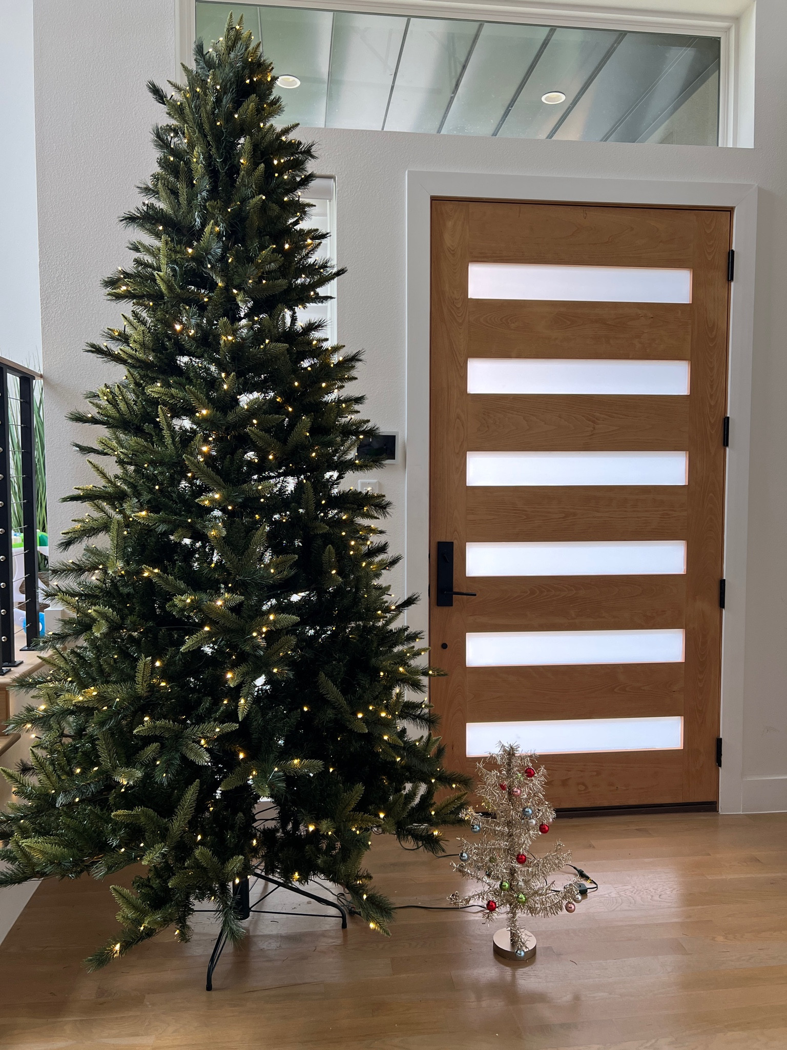 Our Sam’s club 9 foot Christmas tree 

#LTKSeasonal #LTKHoliday